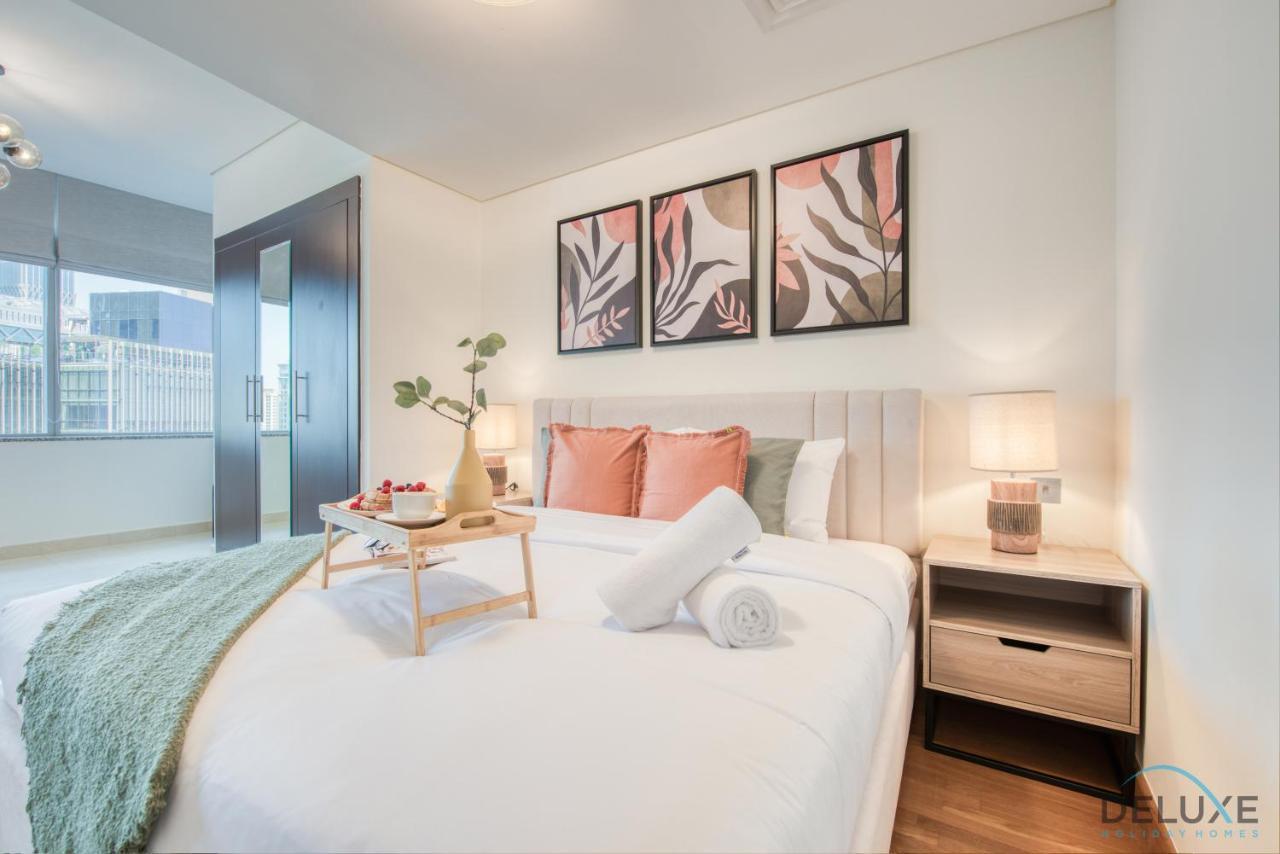 Unbeatable Rate Stylish 1Br With Balcony Near Metro By Deluxe Holiday Homes ドバイ エクステリア 写真